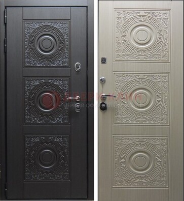 Темная стальная дверь с МДФ ДМ-161 для коттеджа в Челябинске