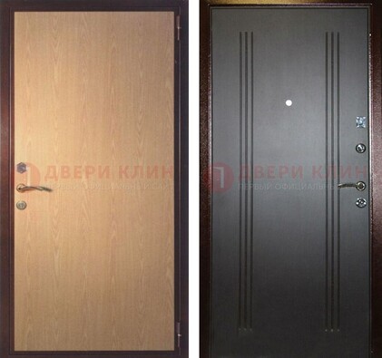 Одностворчатая железная дверь с панелями МДФ ДМ-342