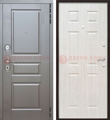 Светлая металлическая дверь с двумя МДФ панелями ДМ-458 в Дмитрове