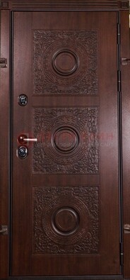 Коричневая железная дверь с массивом дуба с рисунком ДМД-11