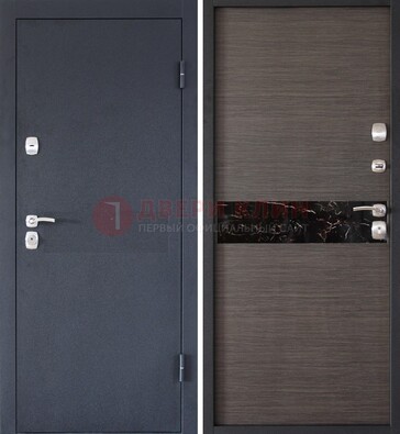 Черная железная дверь с порошковым напылением МДФ внутри ДП-114 в Солнечногорске