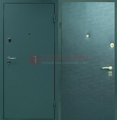Зеленая стальная дверь с порошковым покрытием ДП-93