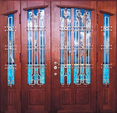 Парадная дверь со вставками из стекла ДПР-55 с шумоизоляцией в Санкт-Петербурге