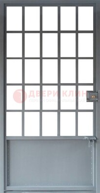 Металлическая решетчатая дверь в сером цвете ДР-7