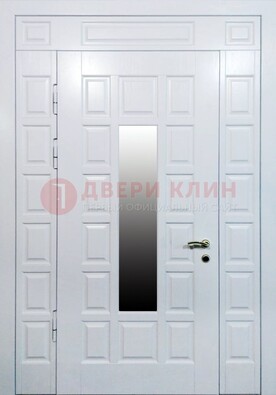 Белая входная дверь с МДФ панелью и стеклом ДС-56 