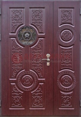Красная железная дверь Винорит со стеклом и ковкой ДСК-235