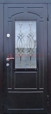 Черная уличная дверь Винорит со стеклом и ковкой ДСК-259 в Лосино-Петровсом