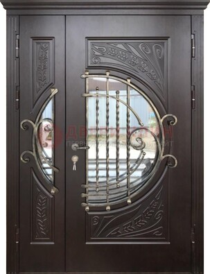 Темная стальная дверь Винорит стекло и ковка для коттеджа ДСК-273
