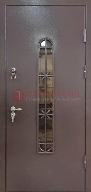 Металлическая дверь Порошок с небольшим стеклом и ковкой ДСК-282 в Оренбурге