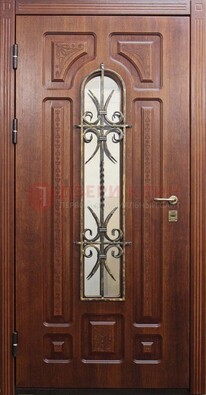 Тяжелая стальная дверь со стеклом и ковкой ДСК-42 в Домодедово
