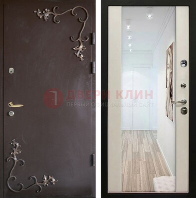 Железная дверь с порошковым напылением Темное серебро cо светлой МДФ с зеркалом ДЗ-109 в Краснознаменске