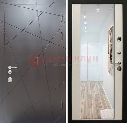 Железная коричневая дверь со светлой МДФ внутри и зеркалом ДЗ-125 в Кирове