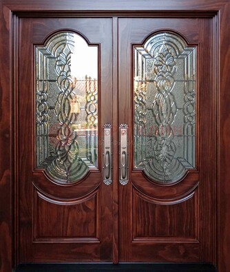Классическая железная дверь с массивом дуба для входа ВЖ-23 в Екатеринбурге